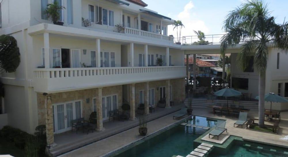 Bali Court Hotel & Apartment Legian Exteriér fotografie
