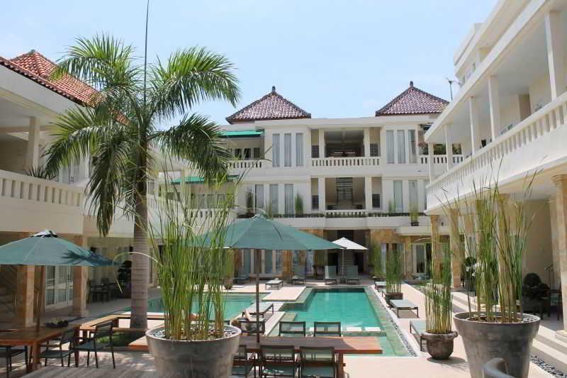 Bali Court Hotel & Apartment Legian Exteriér fotografie